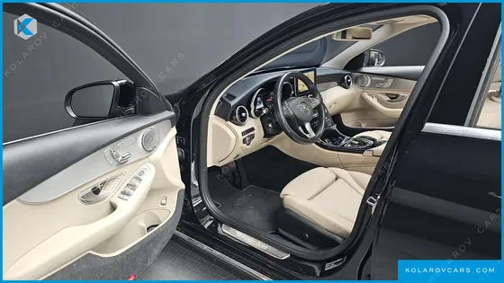 MERCEDES C-CLASS C220 D AVANTGARDE