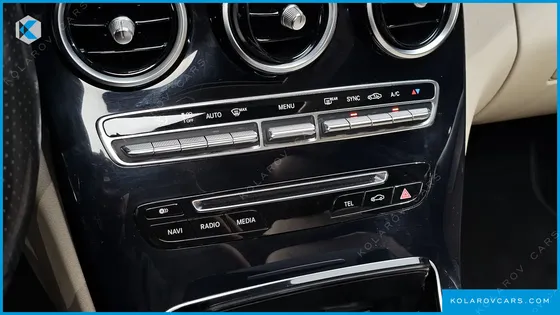 MERCEDES C-CLASS C220 D AVANTGARDE