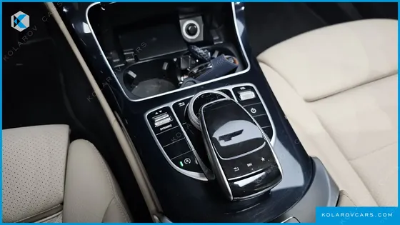MERCEDES C-CLASS C220 D AVANTGARDE