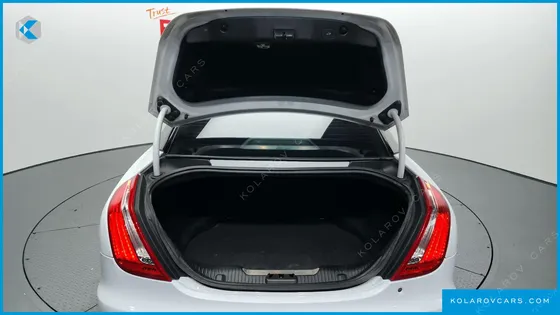 JAGUAR XJ 2.0 LUXURY LWB