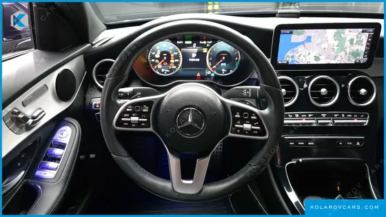 MERCEDES C-CLASS C300E 4MATIC AMG LINE