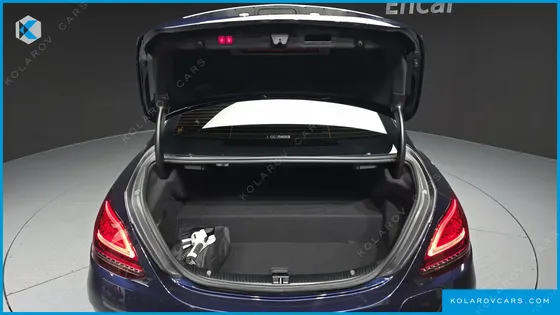 MERCEDES C-CLASS C300E 4MATIC AMG LINE