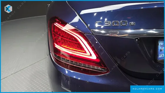 MERCEDES C-CLASS C300E 4MATIC AMG LINE