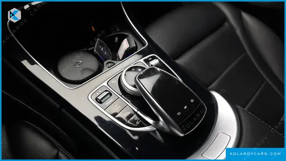 MERCEDES C-CLASS C300E 4MATIC AMG LINE