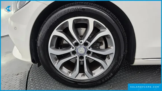 MERCEDES C-CLASS C220 D AVANTGARDE