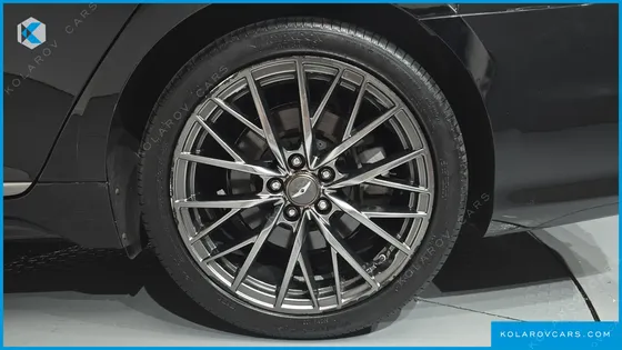 GENESIS G80 3.3 T-GDI AWD