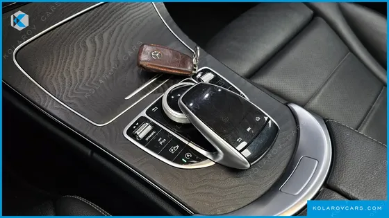 MERCEDES C-CLASS C220 D AVANTGARDE