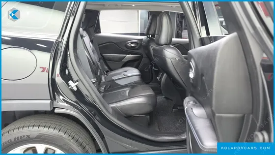 JEEP CHEROKEE 2.4 LONGITUDE HIGH AWD