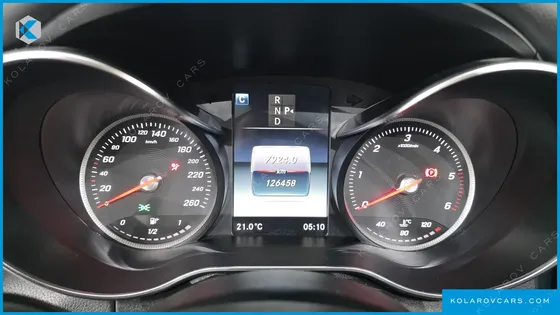MERCEDES C-CLASS C220 D AVANTGARDE