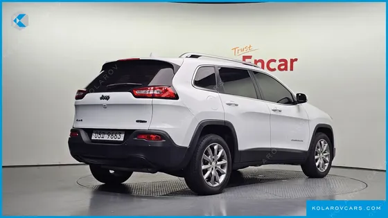 JEEP CHEROKEE 2.4 LONGITUDE HIGH AWD