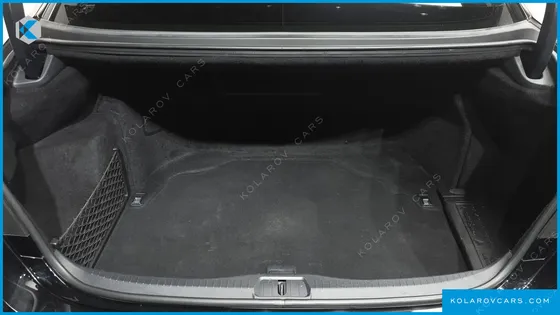 LEXUS LS 5-SEATS OTTOMAN
