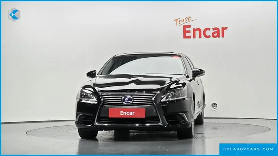 LEXUS LS 5-SEATS OTTOMAN