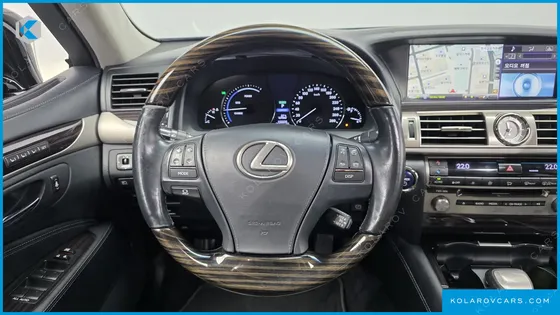 LEXUS LS 5-SEATS OTTOMAN