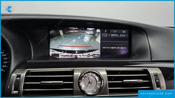 LEXUS LS 5-SEATS OTTOMAN