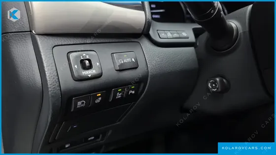 LEXUS LS 5-SEATS OTTOMAN