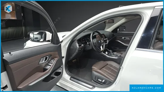 BMW 3 SERIES 320I LUXURY