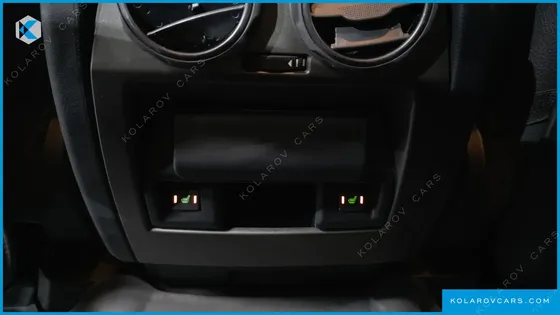 LAND ROVER DISCOVERY 3.0 SDV6 HSE