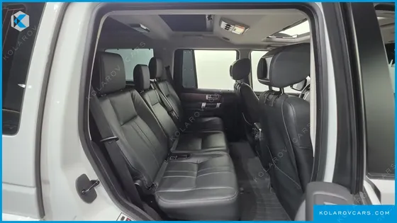 LAND ROVER DISCOVERY 3.0 SDV6 HSE