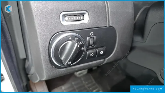 LAND ROVER DISCOVERY 3.0 SDV6 SE