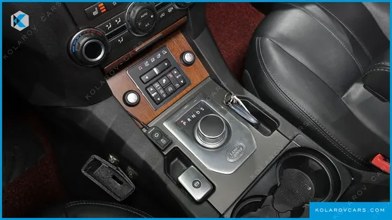 LAND ROVER DISCOVERY 3.0 SDV6 SE