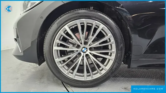 BMW 3 SERIES 320I LUXURY