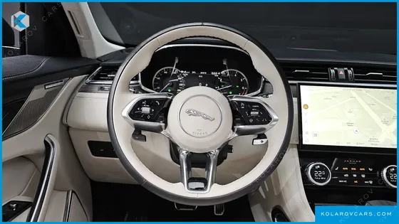 JAGUAR F-PACE P 250 SE