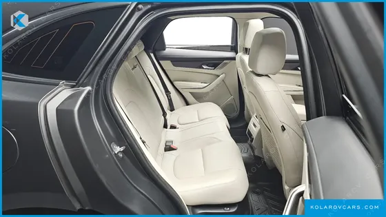 JAGUAR F-PACE P 250 SE