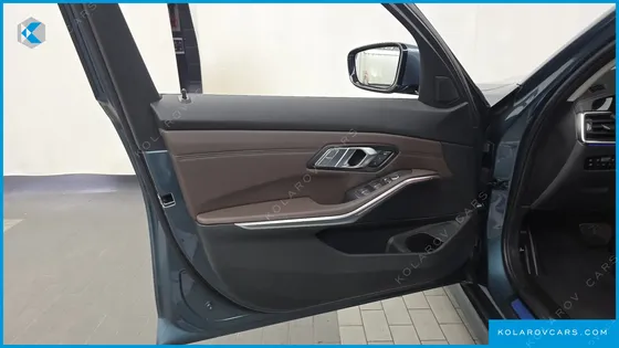 BMW 3 SERIES 320I LUXURY
