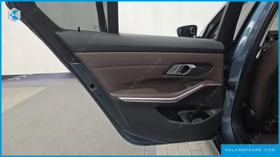 BMW 3 SERIES 320I LUXURY