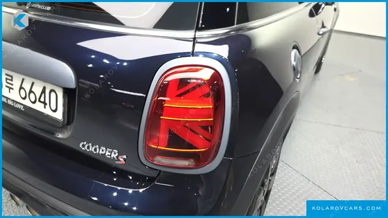 MINI COOPER BRICK LANE EDITION