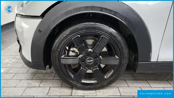 MINI COOPER BRICK LANE EDITION