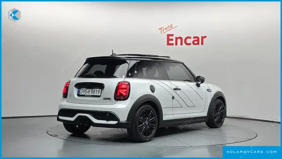 MINI COOPER MAYFIELD EDITION