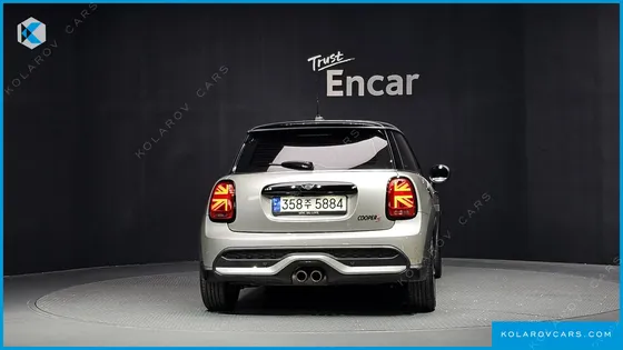 MINI COOPER CLASSIC LAUNCH PACK