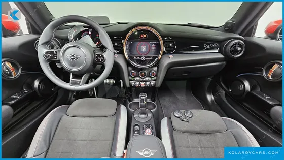 MINI COOPER JCW PAT MOSS EDITION