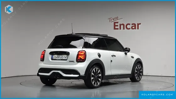 MINI COOPER CLASSIC LAUNCH PACK