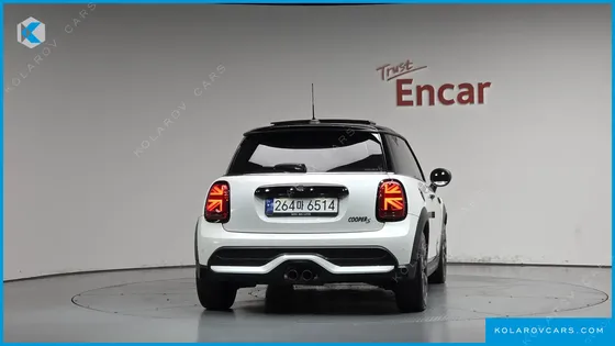 MINI COOPER CLASSIC LAUNCH PACK