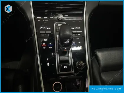 PORSCHE PANAMERA 3.0