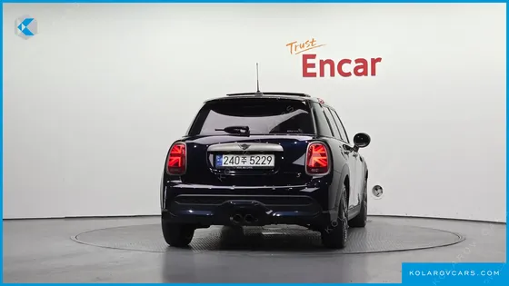 MINI COOPER 5DOOR RESOLUTE EDITION