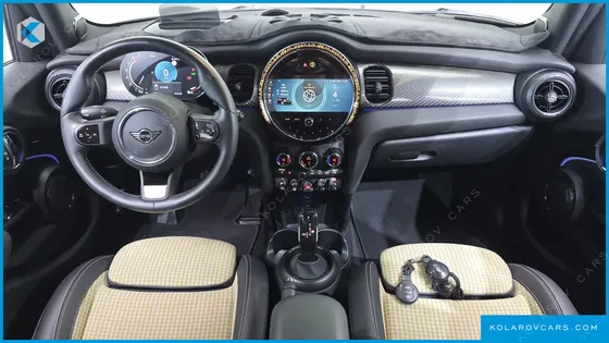 MINI COOPER 5DOOR RESOLUTE EDITION