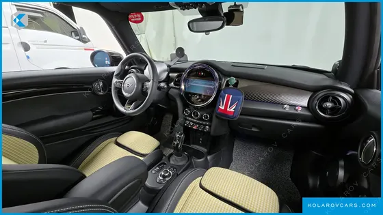 MINI COOPER 3DOOR RESOLUTE EDITION