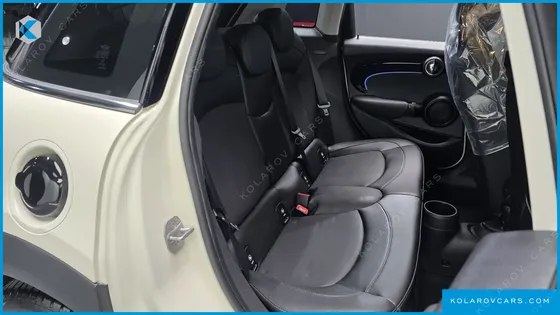 MINI COOPER 5DOOR CLASSIC LAUNCH PACK