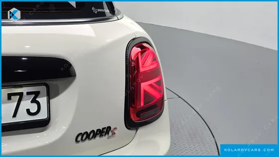 MINI COOPER 5DOOR CLASSIC LAUNCH PACK