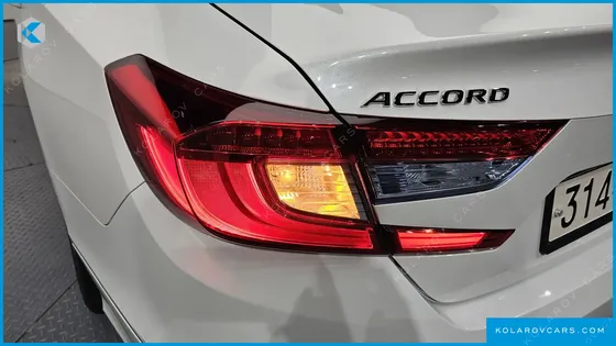 HONDA ACCORD 2.0 HYBRID TOURING