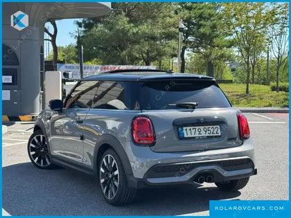 MINI COOPER CLASSIC LAUNCH PACK