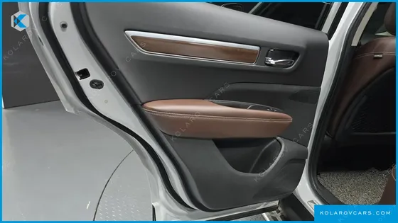 RENAULT KOREA QM6 (KOLEOS) 2.0 LPE RE SIGNATURE 2WD