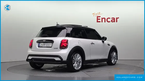 MINI COOPER CLASSIC PLUS LAUNCH PACK