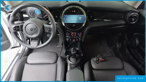 MINI COOPER CLASSIC PLUS LAUNCH PACK