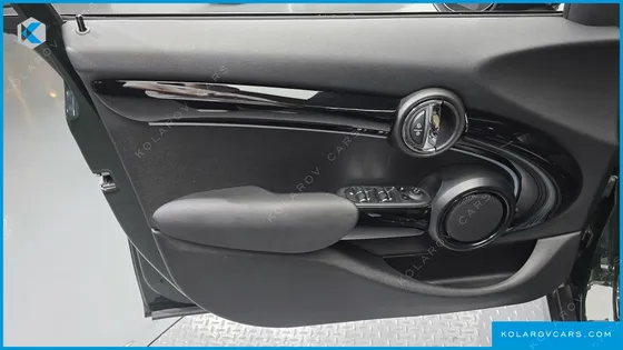 MINI COOPER 5DOOR RESOLUTE EDITION