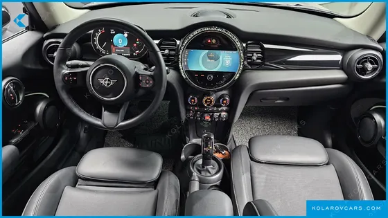 MINI COOPER CLASSIC PLUS LAUNCH PACK