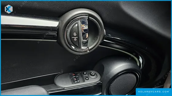 MINI COOPER CLASSIC PLUS LAUNCH PACK